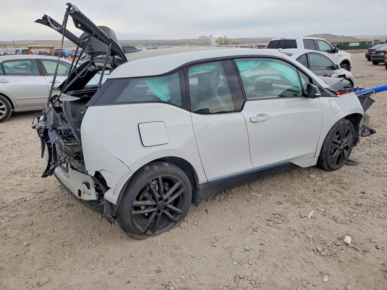 WBY1Z8C50HV889704 · 2017 BMW I3 · 3/13