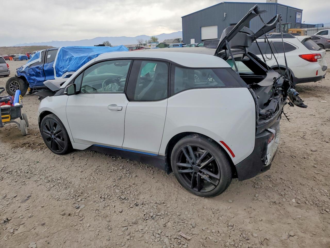 WBY1Z8C50HV889704 · 2017 BMW I3 · 2/13