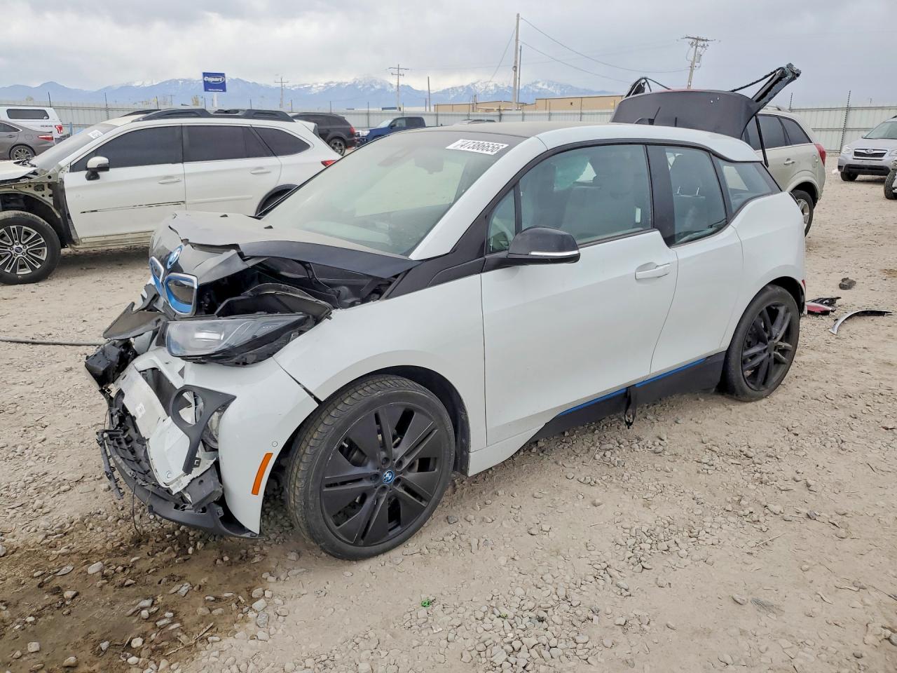 WBY1Z8C50HV889704 · 2017 BMW I3