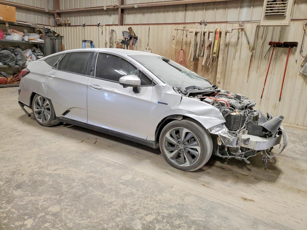 JHMZC5F33JC001672 · 2018 HONDA CLARITY · 4/12