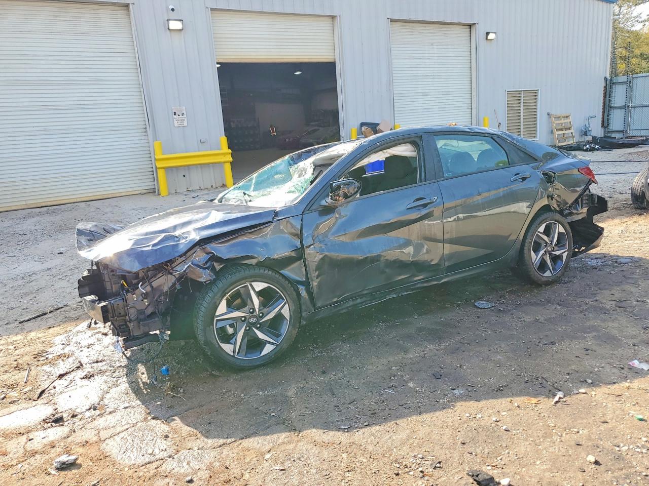 5NPLS4AG9PH090109 · 2023 HYUNDAI ELANTRA