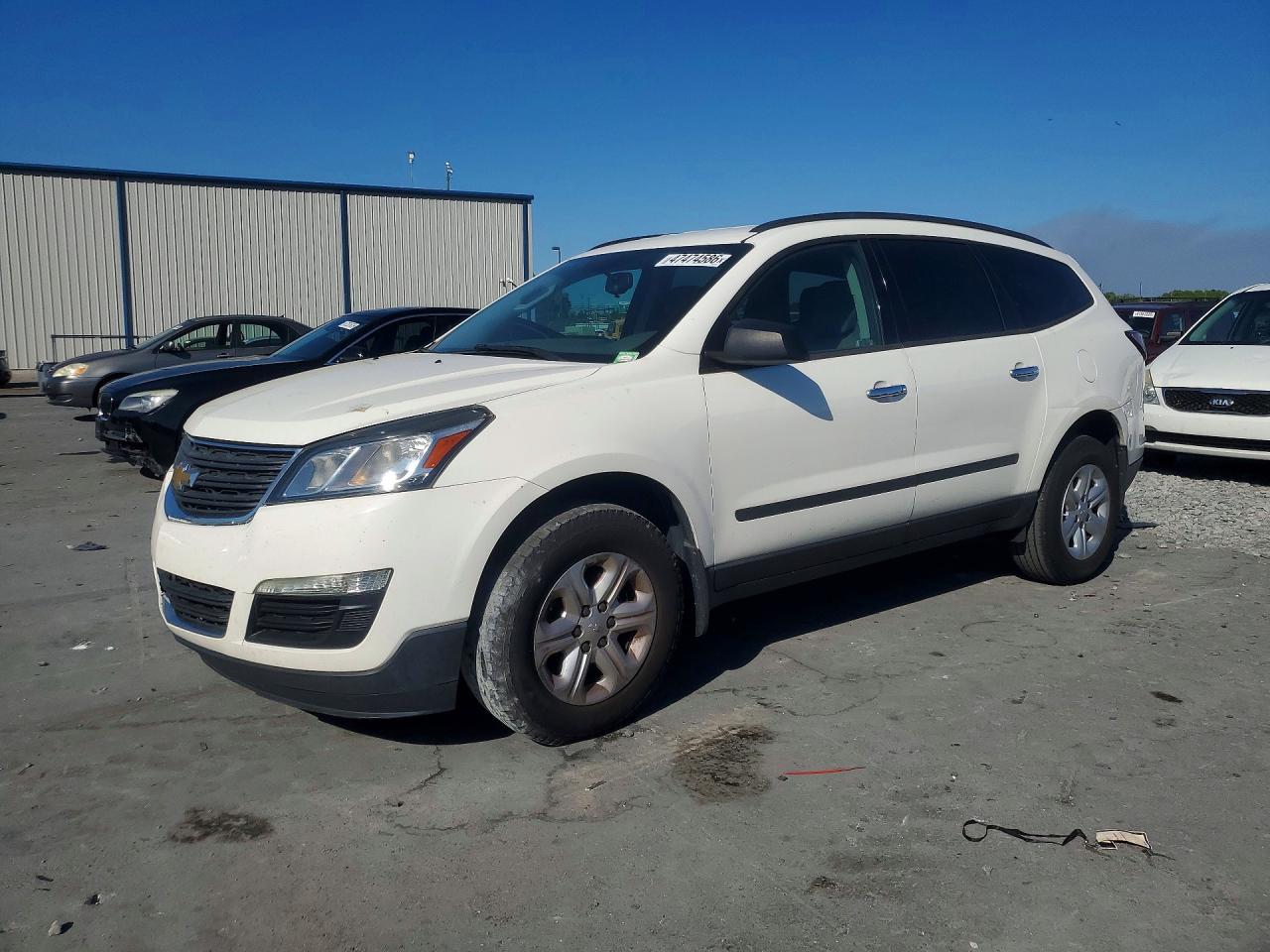 1GNKRFED7FJ248933 · 2015 CHEVROLET TRAVERSE