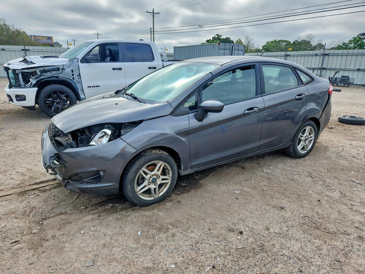 3FADP4BJ5KM102118 · 2019 FORD FIESTA