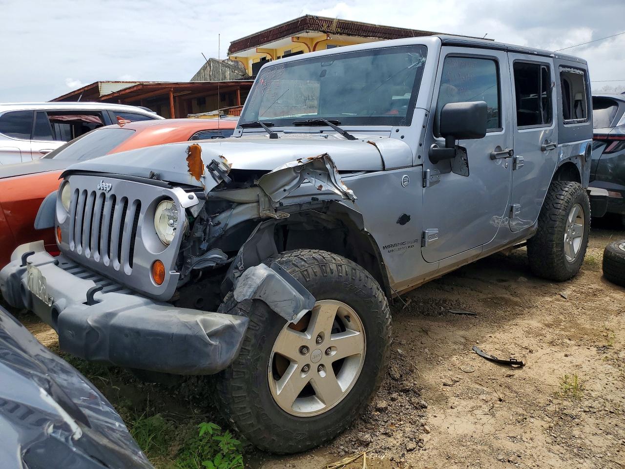 1C4BJWDG2DL659797 · 2013 JEEP WRANGLER UNLIMITED