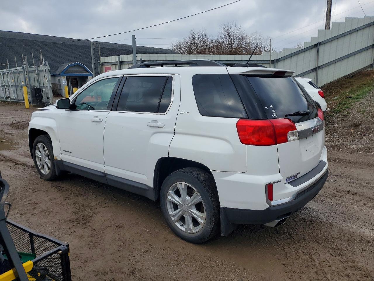 2GKALNEK5H6179677 · 2017 GMC TERRAIN · 2/14
