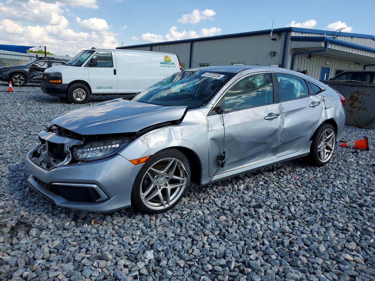 2HGFC2F69LH513953 · 2020 HONDA CIVIC