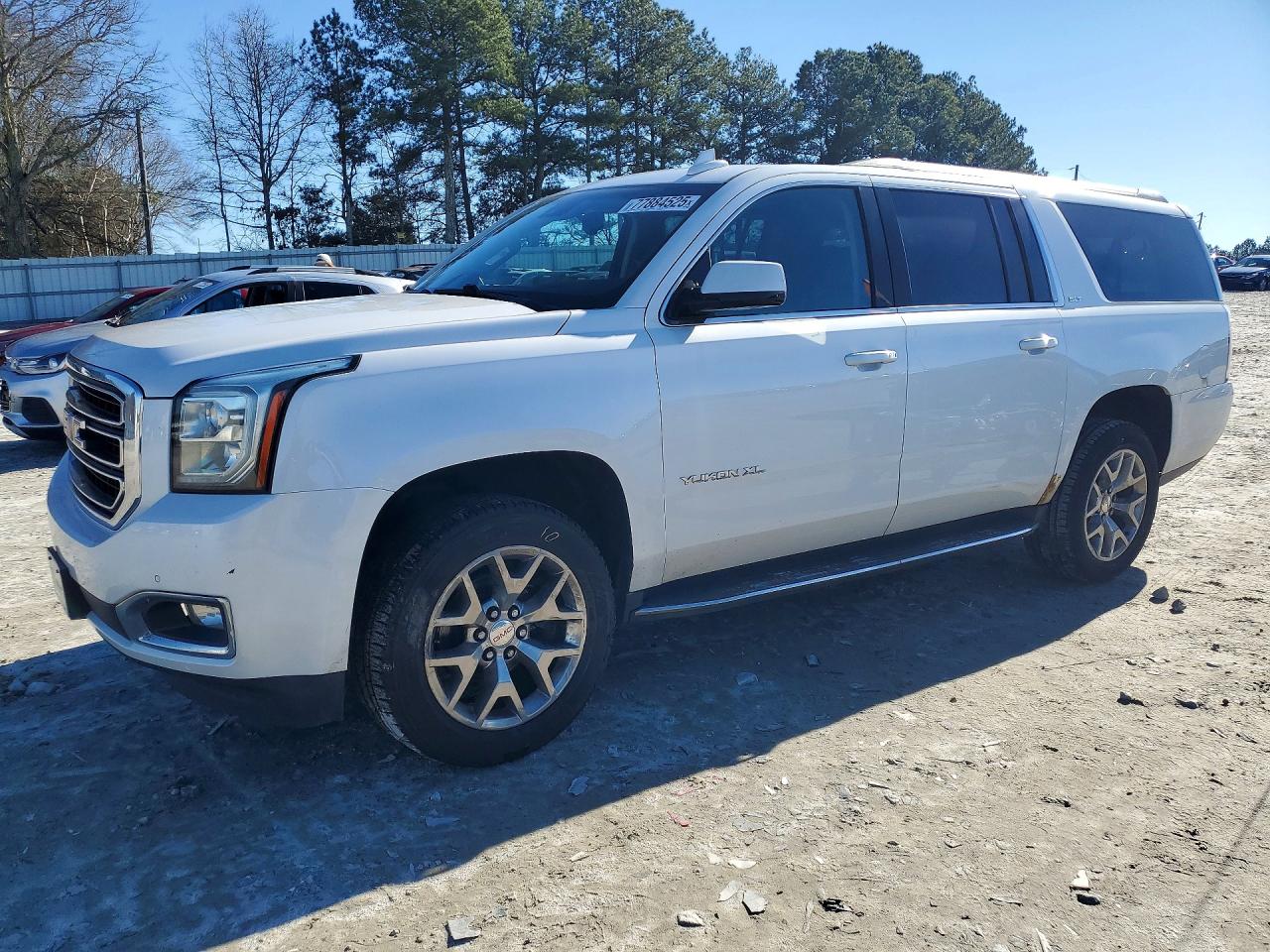 1GKS2GKC8JR255015 · 2018 GMC YUKON XL