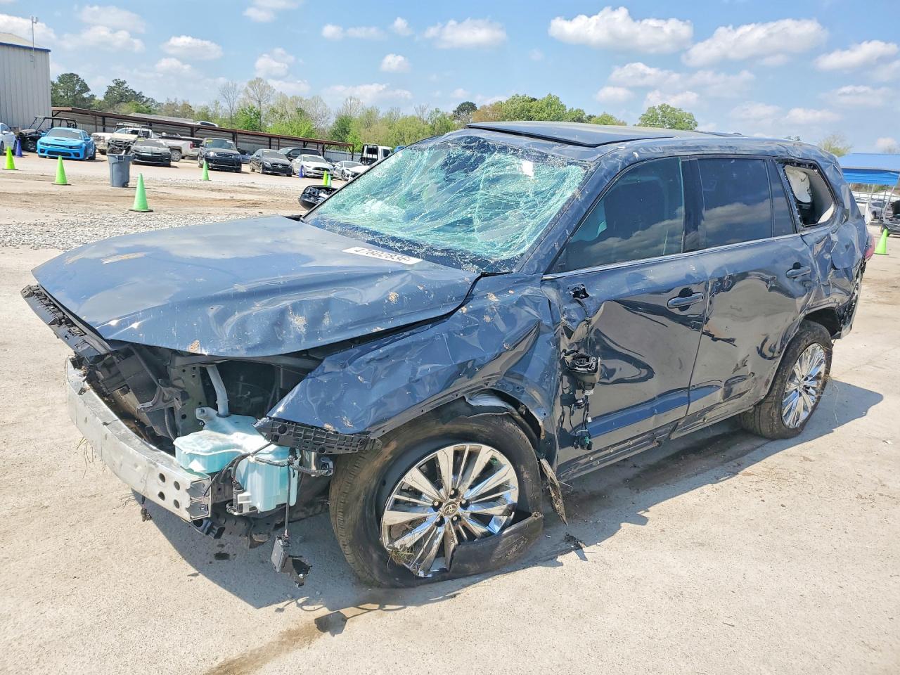 5TDAAAB5XRS023098 · 2024 TOYOTA GRAND HIGHLANDER