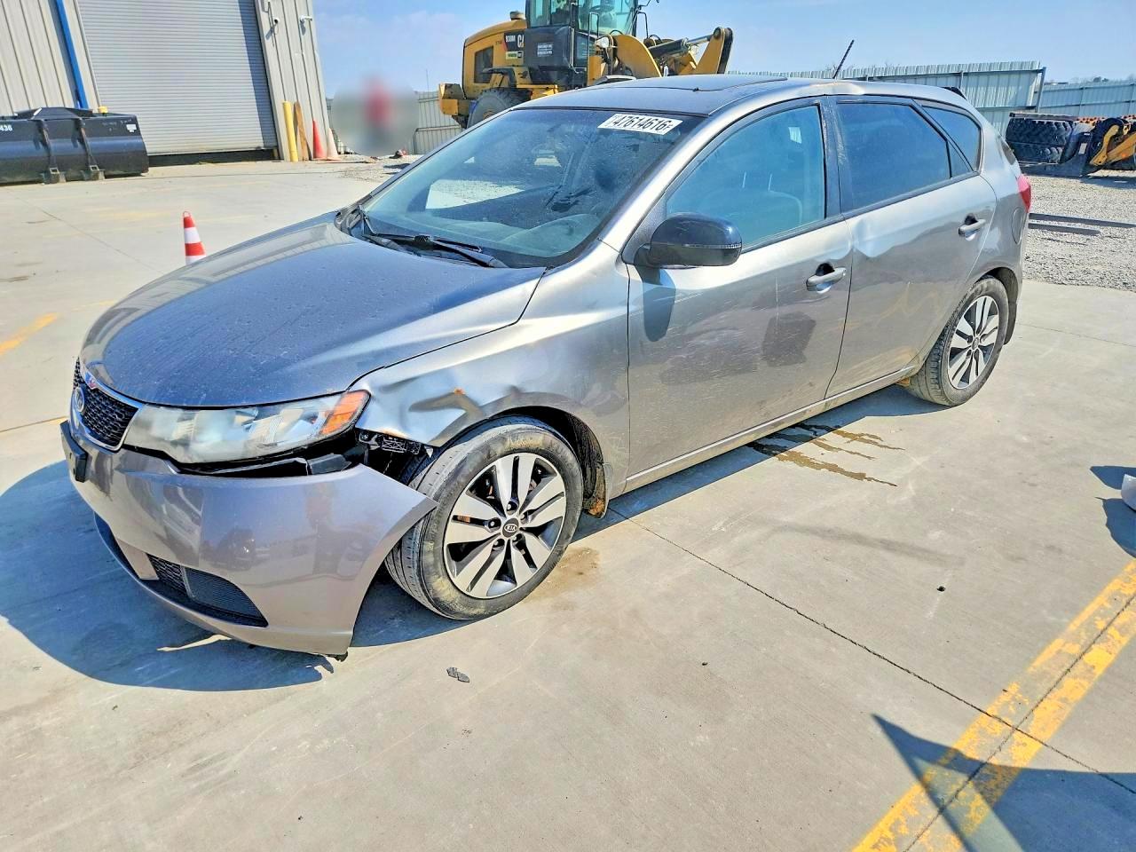 KNAFU5A23D5656016 · 2013 KIA FORTE