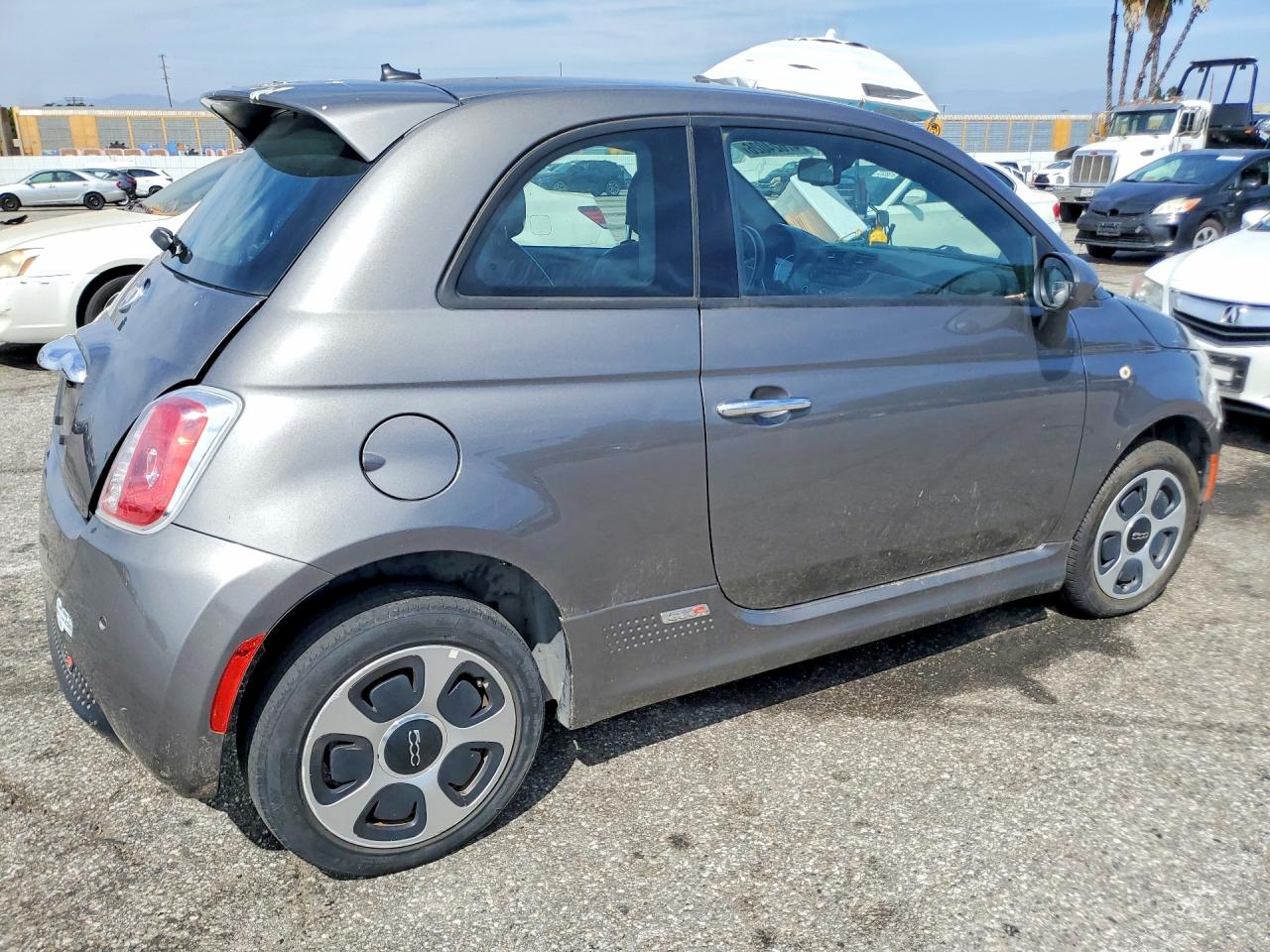 3C3CFFGEXDT744797 · 2013 FIAT 500 · 3/12