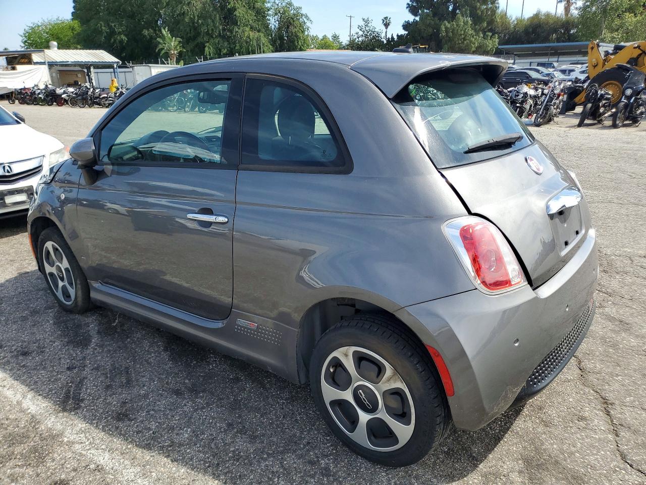 3C3CFFGEXDT744797 · 2013 FIAT 500 · 2/12