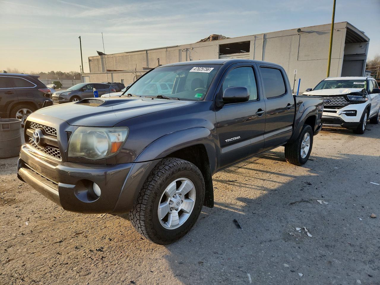 3TMLU4EN5BM073846 · 2011 TOYOTA TACOMA
