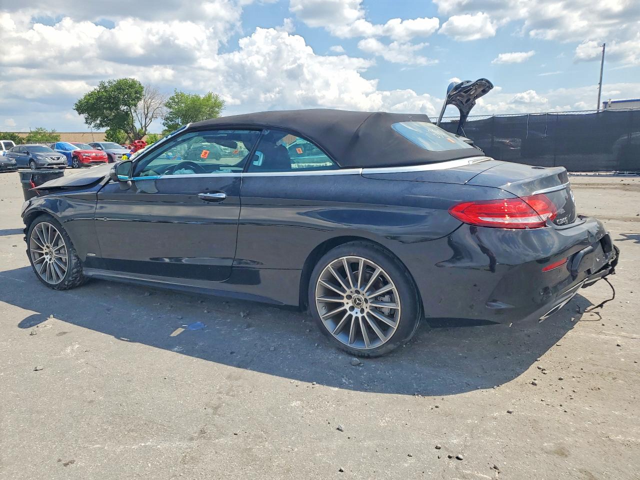 WDDWK8DB8KF781838 · 2019 MERCEDES-BENZ C · 2/12