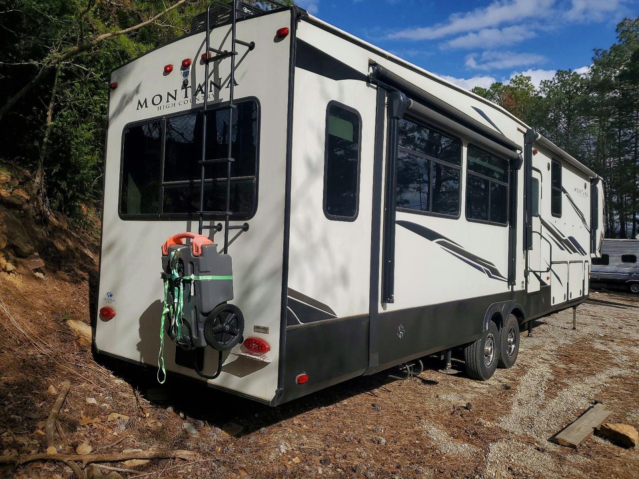 4YDF38529MA744641 · 2021 KEYSTONE MONTANA · 4/10