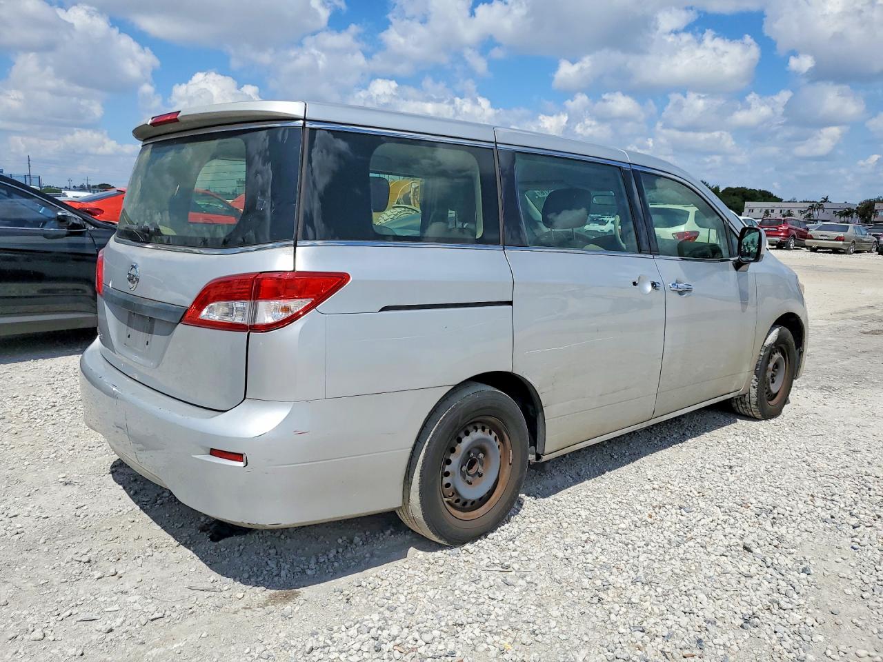 JN8AE2KP1G9152200 · 2016 NISSAN QUEST · 3/13