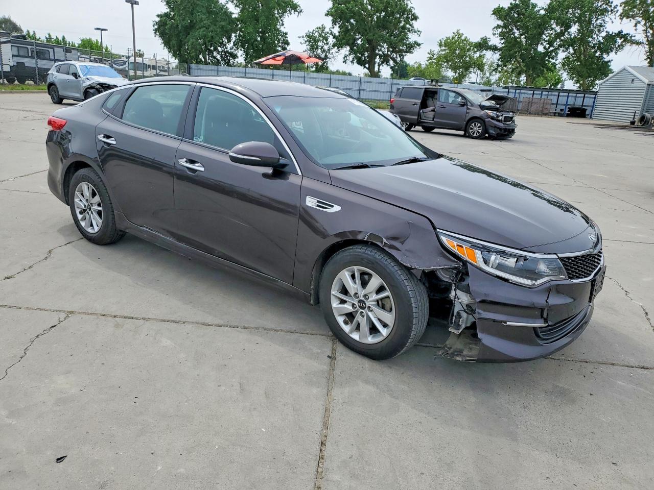 KNAGT4L30J5238841 · 2018 KIA OPTIMA · 4/12
