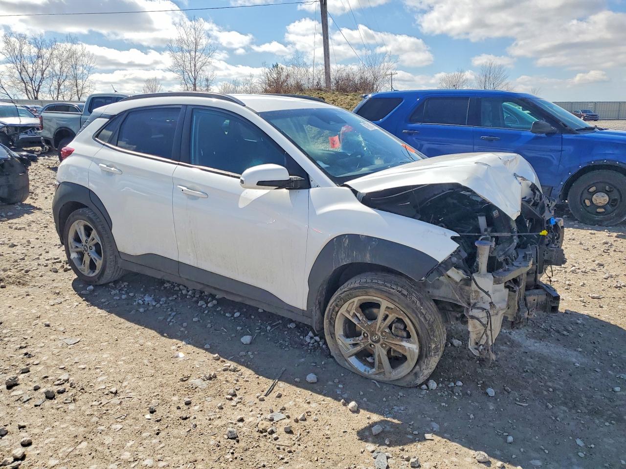 KM8K62AB9PU944946 · 2023 HYUNDAI KONA · 4/13