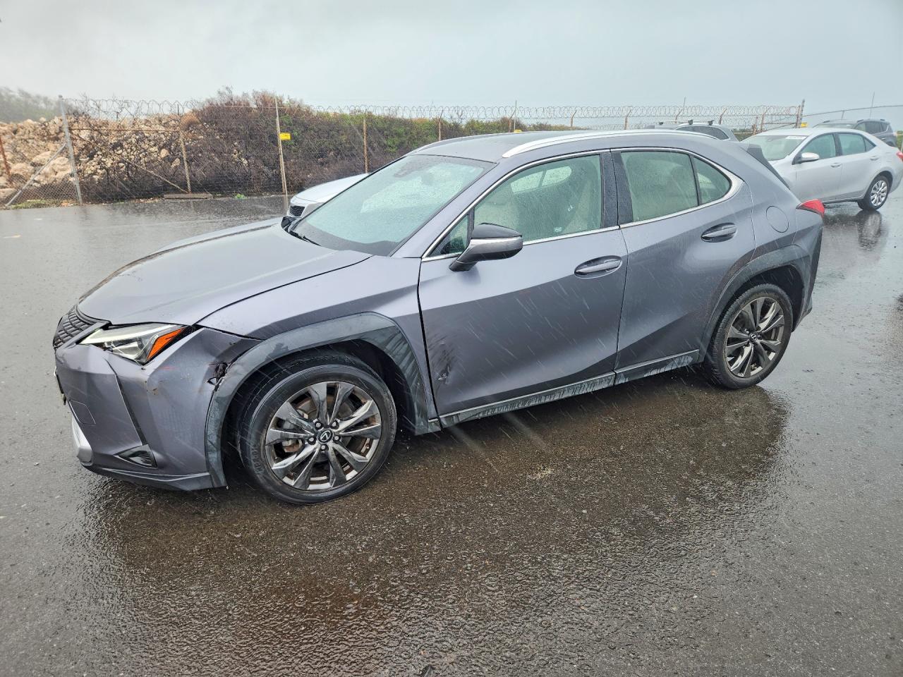 JTHY3JBH5K2017711 · 2019 LEXUS UX 200