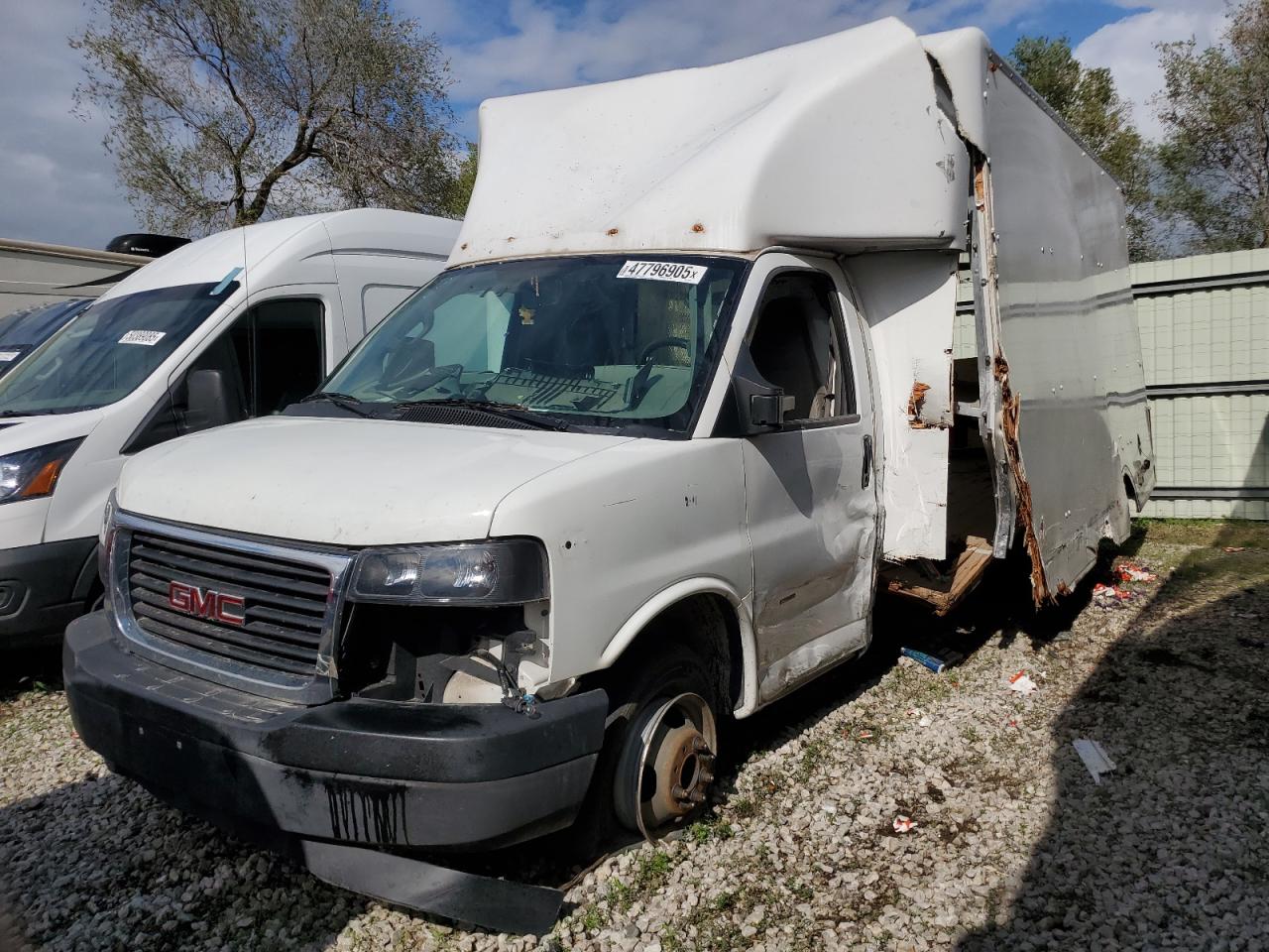 7GZ37TCG3LN010373 · 2020 GMC SAVANA