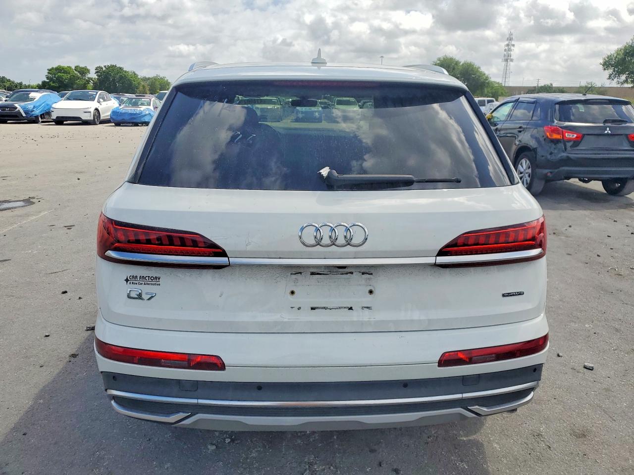 WA1LXAF7XMD014161 · 2021 AUDI Q7 · 6/13