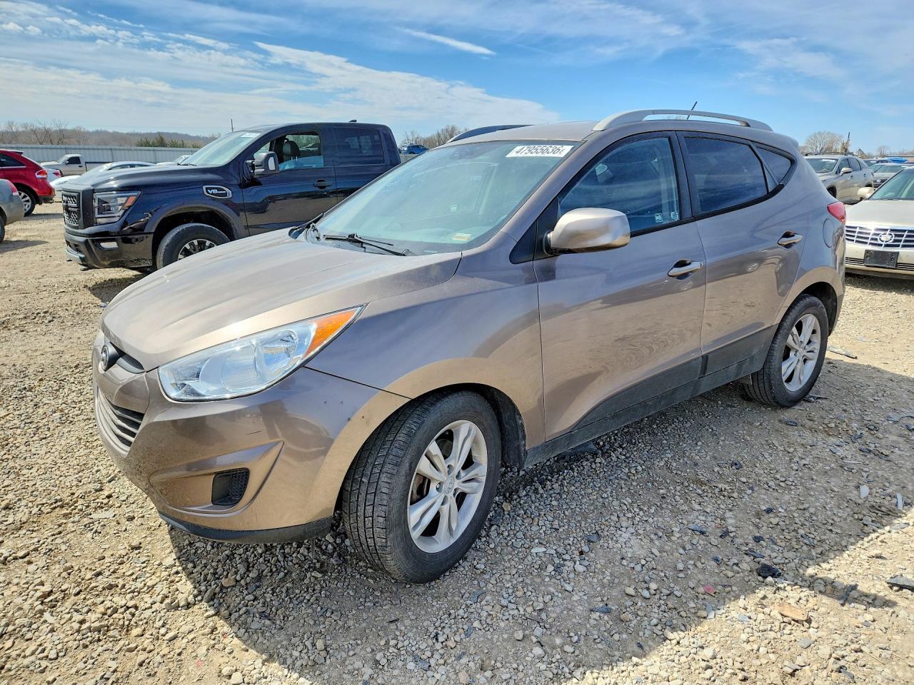 KM8JUCAC3BU201577 · 2011 HYUNDAI TUCSON