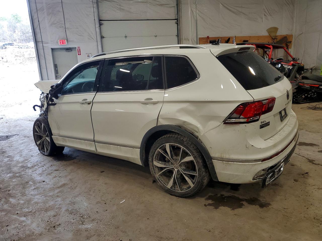 3VV4B7AX9RM124537 · 2024 VOLKSWAGEN TIGUAN · 2/14