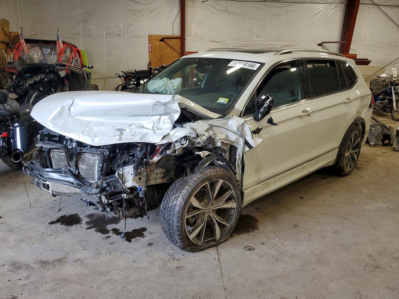 3VV4B7AX9RM124537 · 2024 VOLKSWAGEN TIGUAN