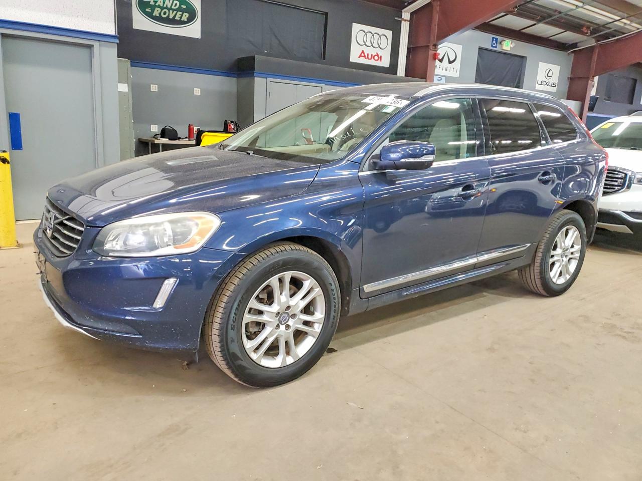 YV440MDK8F2741592 · 2015 VOLVO XC60