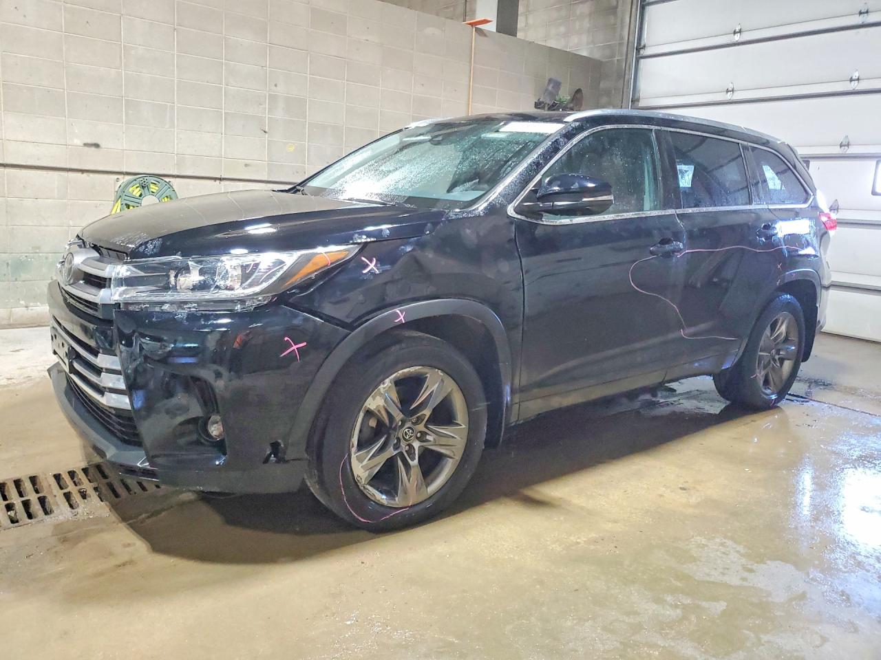 2018 TOYOTA HIGHLANDER