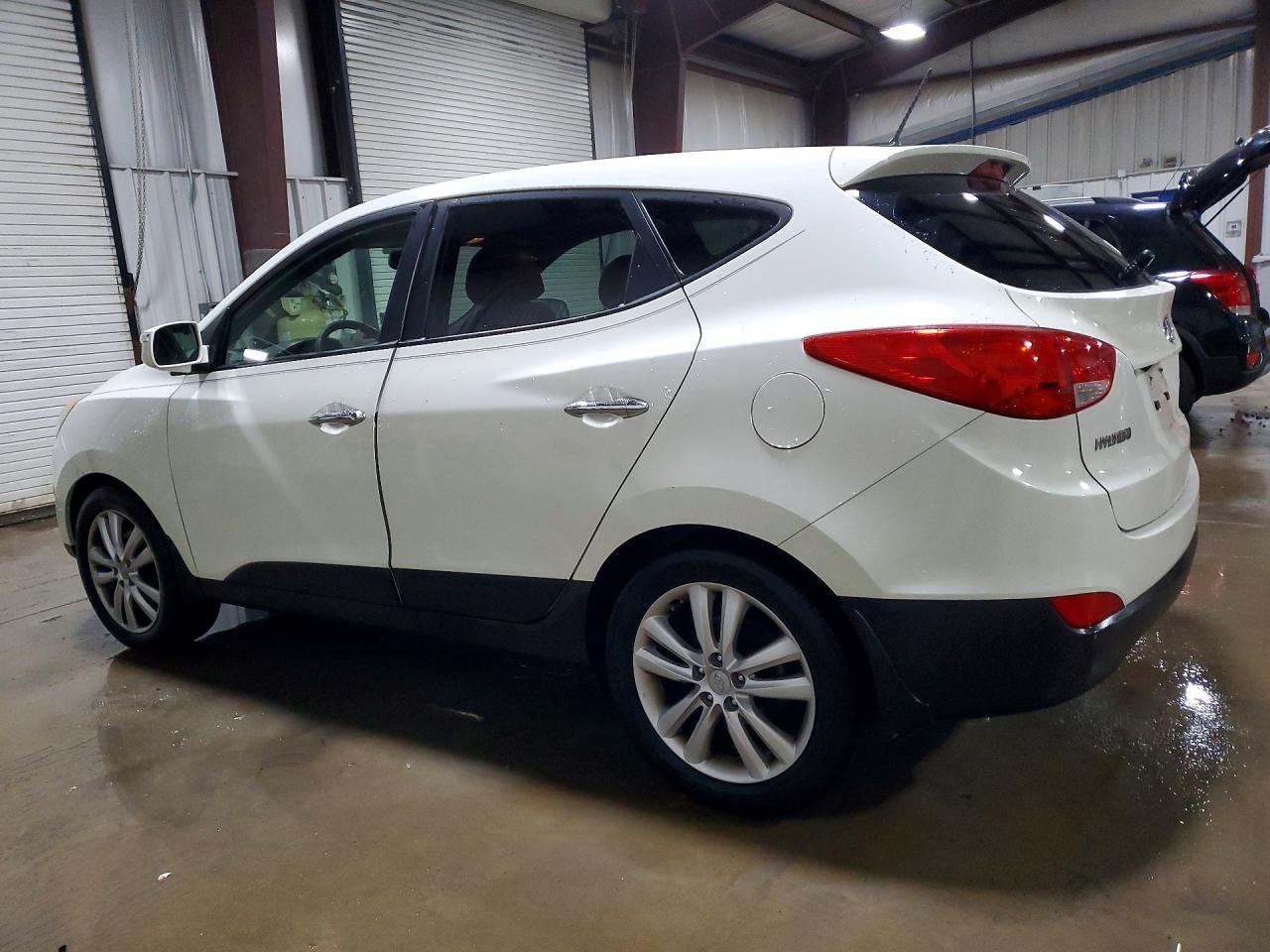 KM8JUCAC0CU454230 · 2012 HYUNDAI TUCSON · 2/13