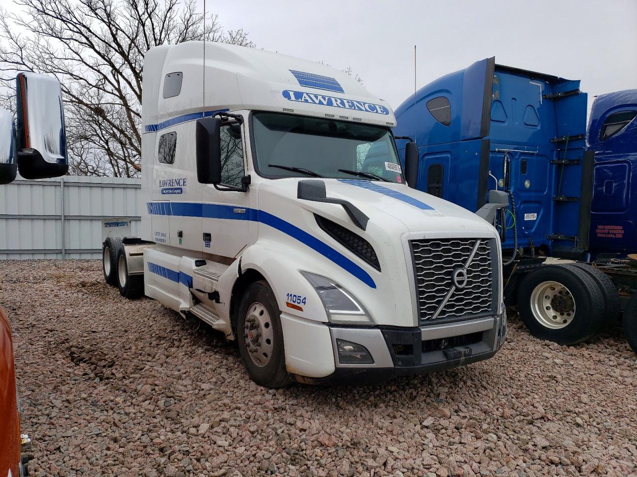 4V4NC9EH2MN267041 · 2021 VOLVO VNL