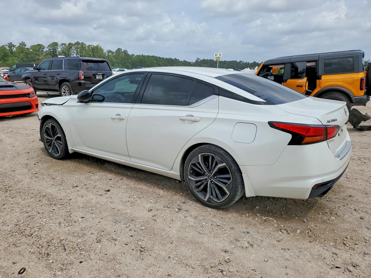 1N4BL4CV9PN408059 · 2023 NISSAN ALTIMA · 2/13