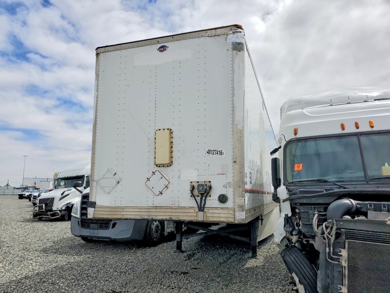 1UYVS2533FG088087 · 2015 UTILITY DRY FREIGHT TRAILER · 2/10