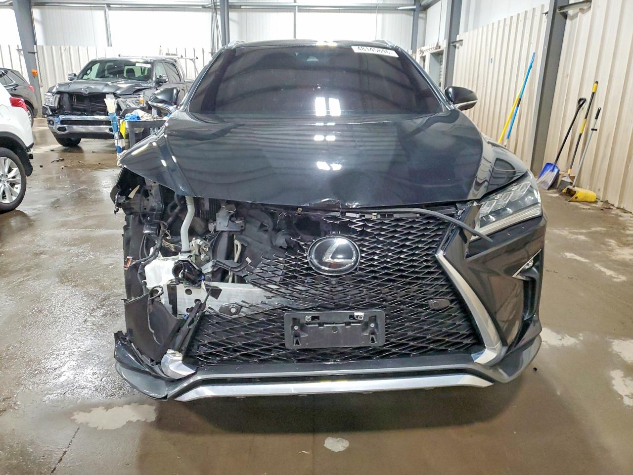 2T2BZMCA6KC193463 · 2019 LEXUS RX 350 · 5/13