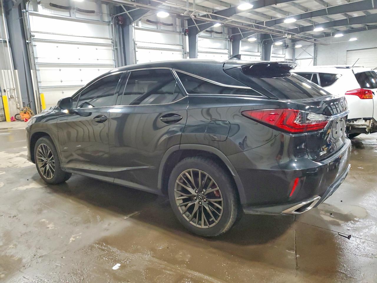 2T2BZMCA6KC193463 · 2019 LEXUS RX 350 · 2/13