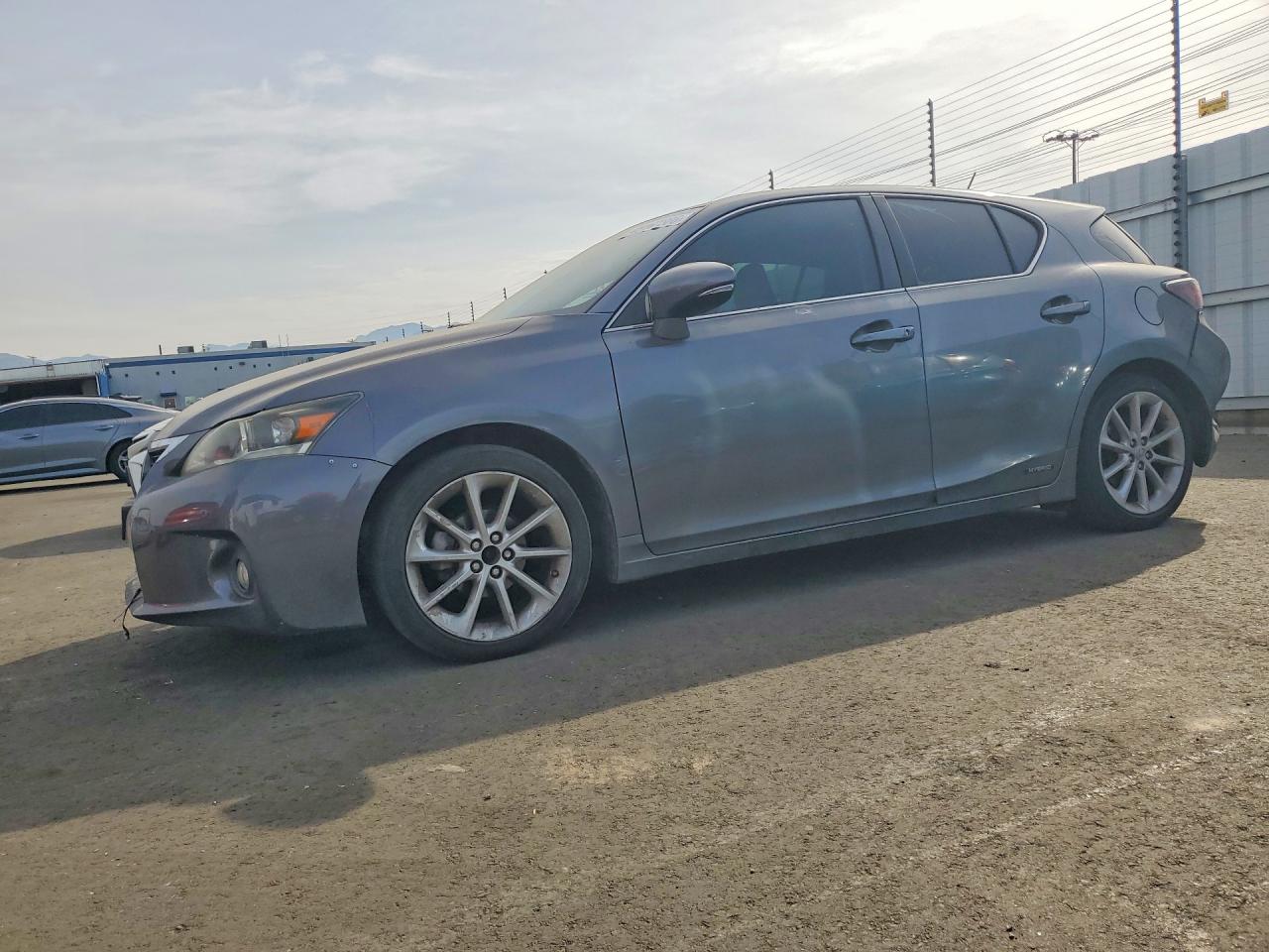 2013 LEXUS CT 200H