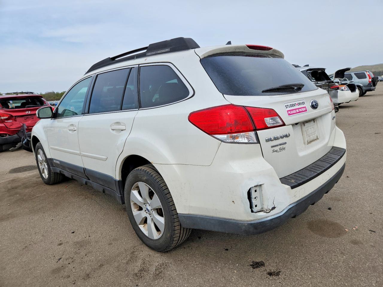 4S4BRBKC1C3277319 · 2012 SUBARU OUTBACK · 2/13