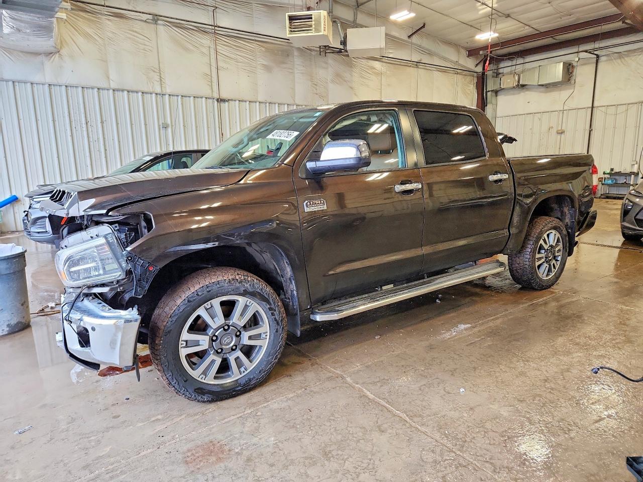 5TFAY5F10KX815691 · 2019 TOYOTA TUNDRA