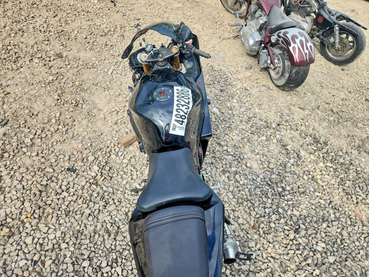 JS1GT75A732102656 · 2003 SUZUKI GSX-R1000 · 6/9