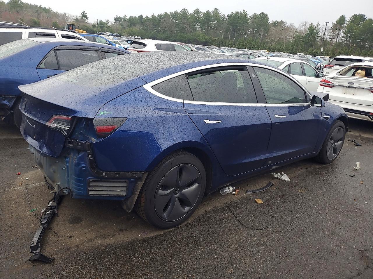 5YJ3E1EA2KF400846 · 2019 TESLA MODEL 3 · 3/12