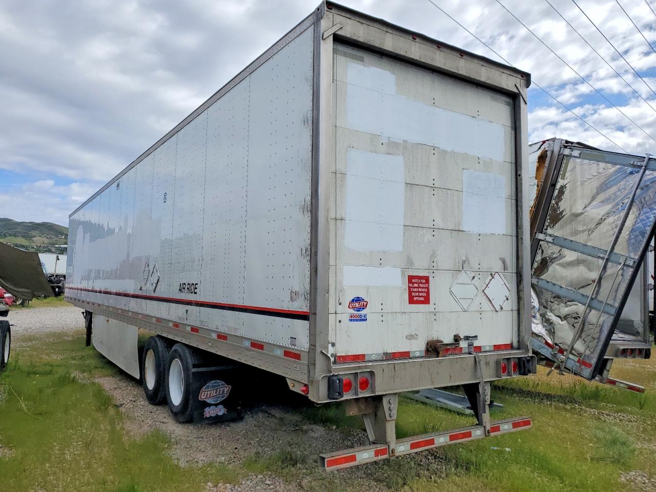 1UYVS2530GG678491 · 2016 UTILITY TRAILER MFG. TRAILERS · 3/10