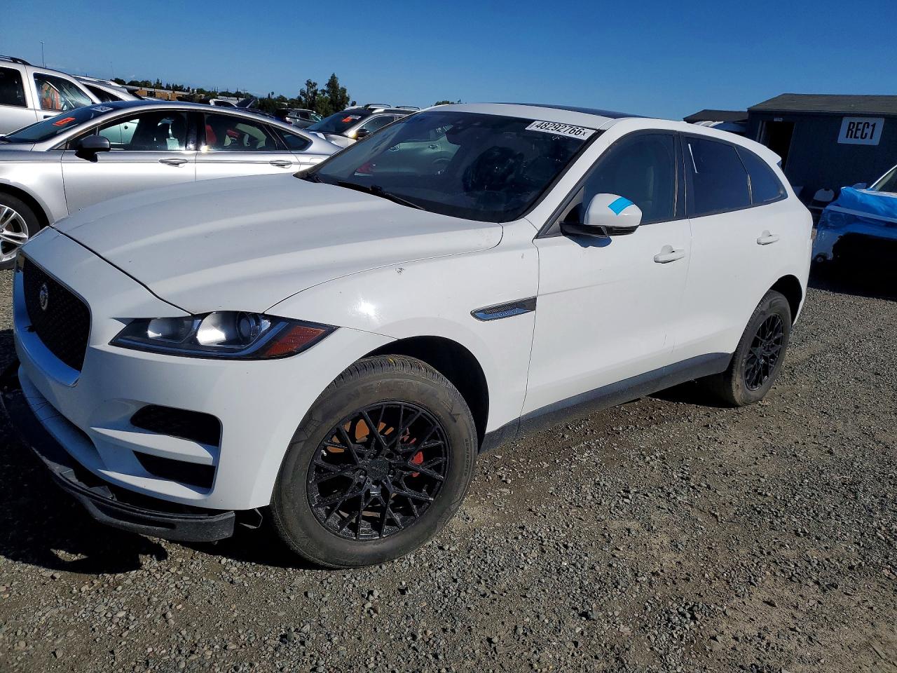 SADCS2BV8HA490208 · 2017 JAGUAR F-PACE