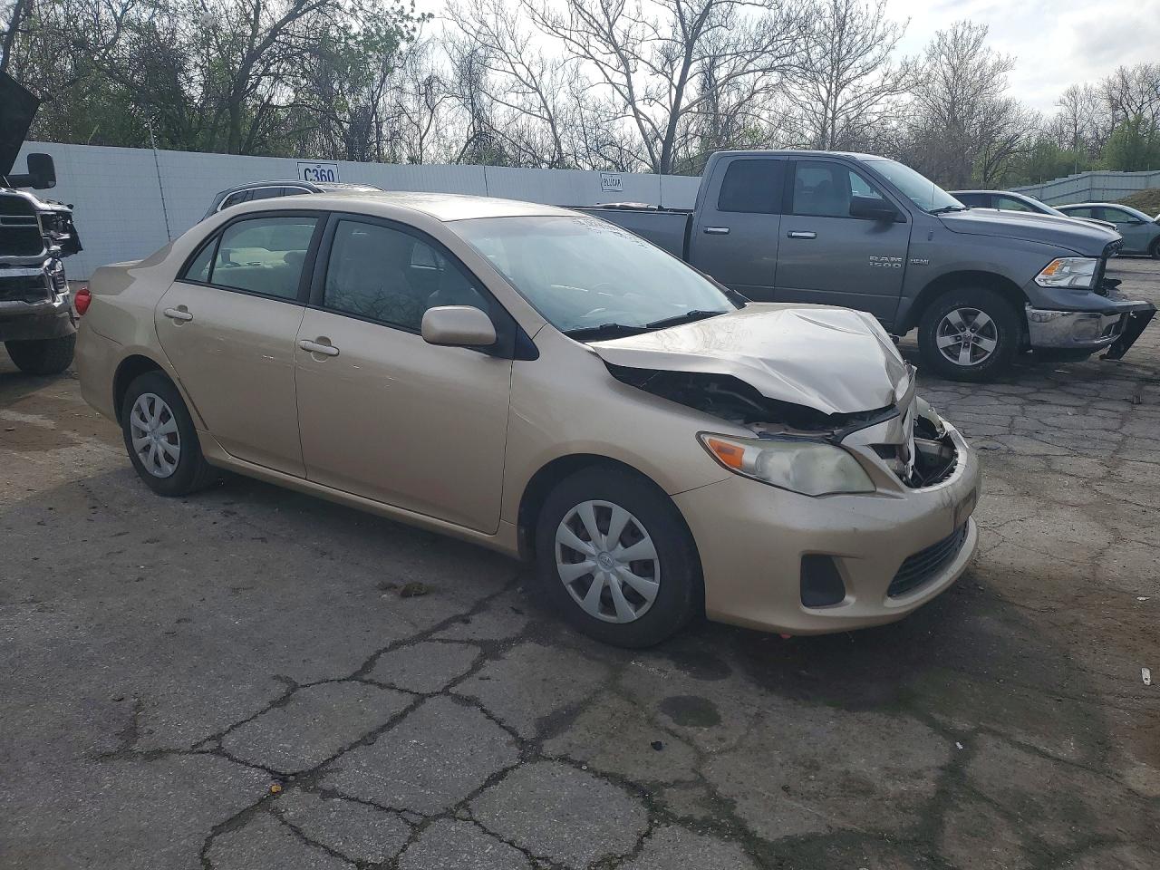 JTDBU4EE5B9132775 · 2011 TOYOTA COROLLA · 4/12