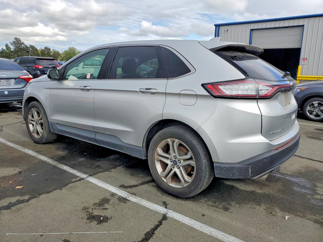 2FMPK3K94HBB75394 · 2017 FORD EDGE · 2/13
