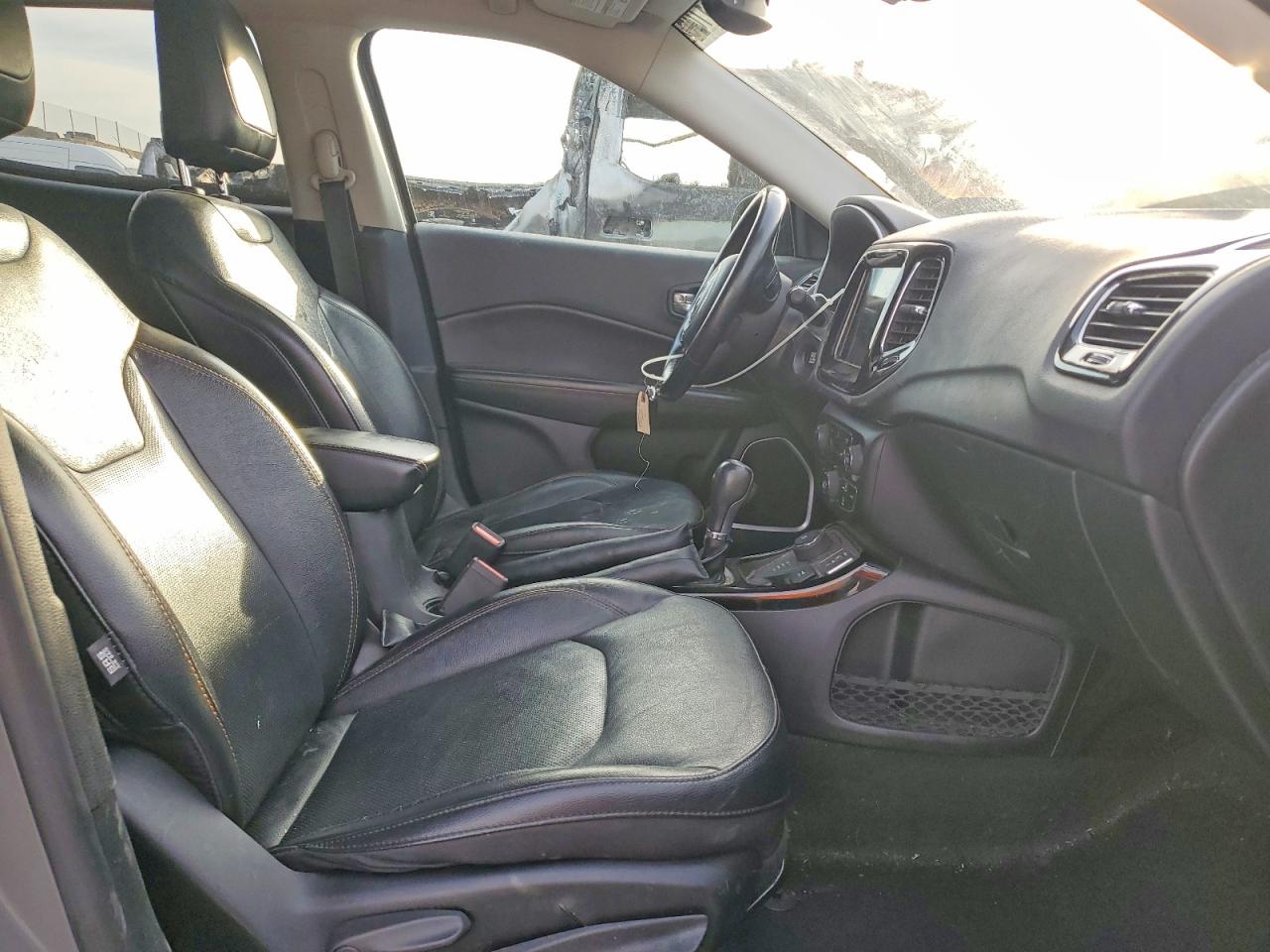 3C4NJDCB0MT511143 · 2021 JEEP COMPASS · 7/14