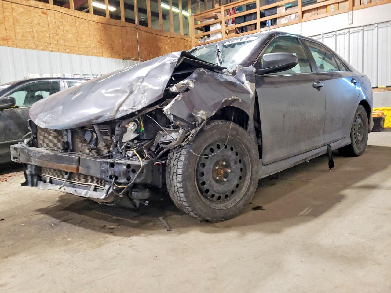 2014 TOYOTA CAMRY