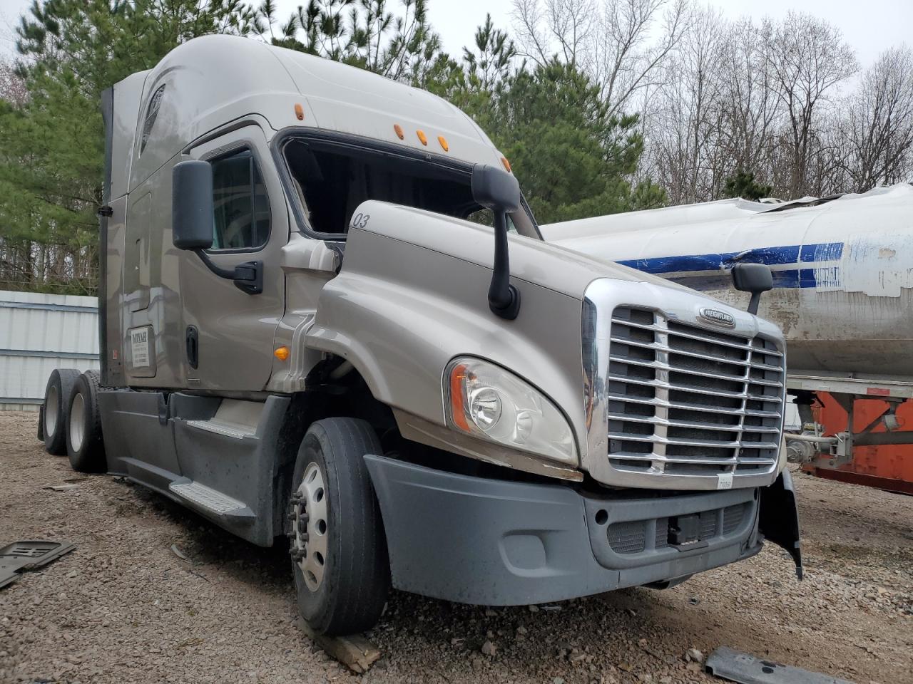 3AKJGLD51ESFK3685 · 2014 FREIGHTLINER CASCADIA 125