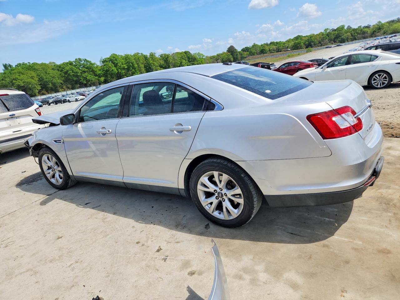 1FAHP2EW8BG109717 · 2011 FORD TAURUS · 2/13