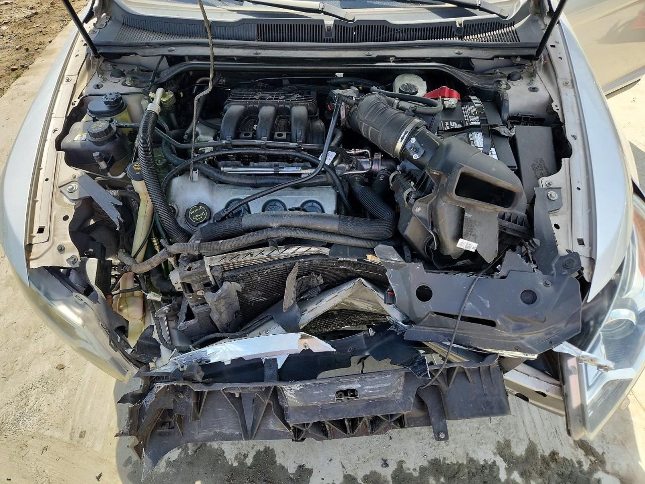 1FAHP2EW8BG109717 · 2011 FORD TAURUS · 11/13