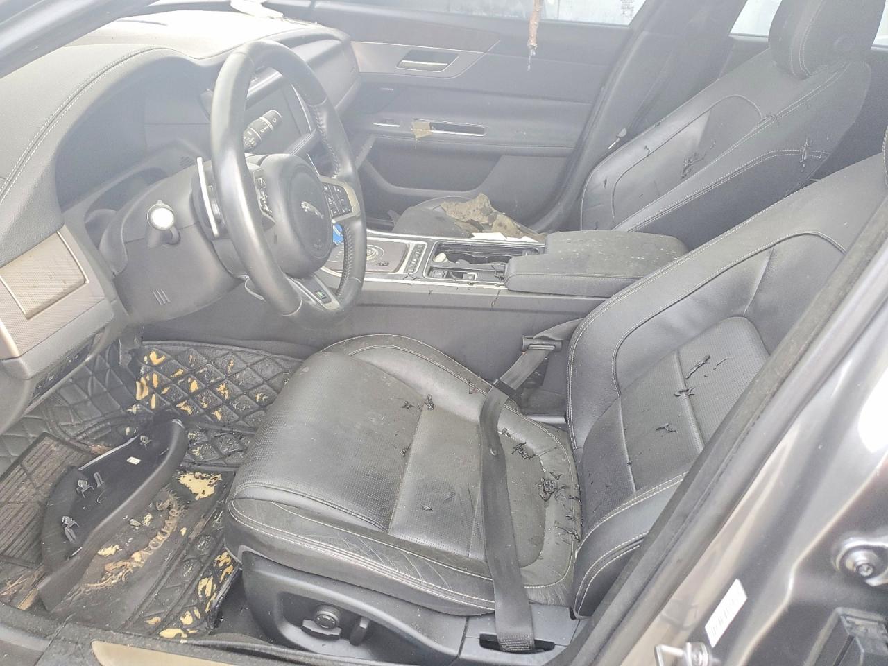 SAJBF4FN9JCY53497 · 2018 JAGUAR XF · 7/12